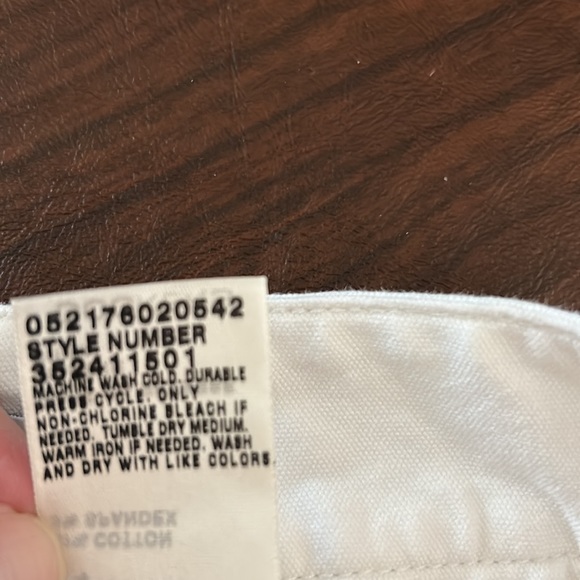 Women’s DOCKERS Vintage Shorts - Picture 9 of 12